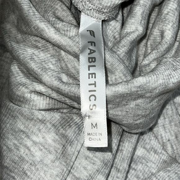 FABLETICS medium womens long sleeve turtleneck top shirred sleeve opening grey - Picture 8 of 11